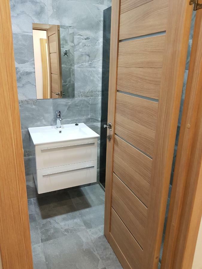 Vilniaus 123 Apartman Šiauliai Kültér fotó